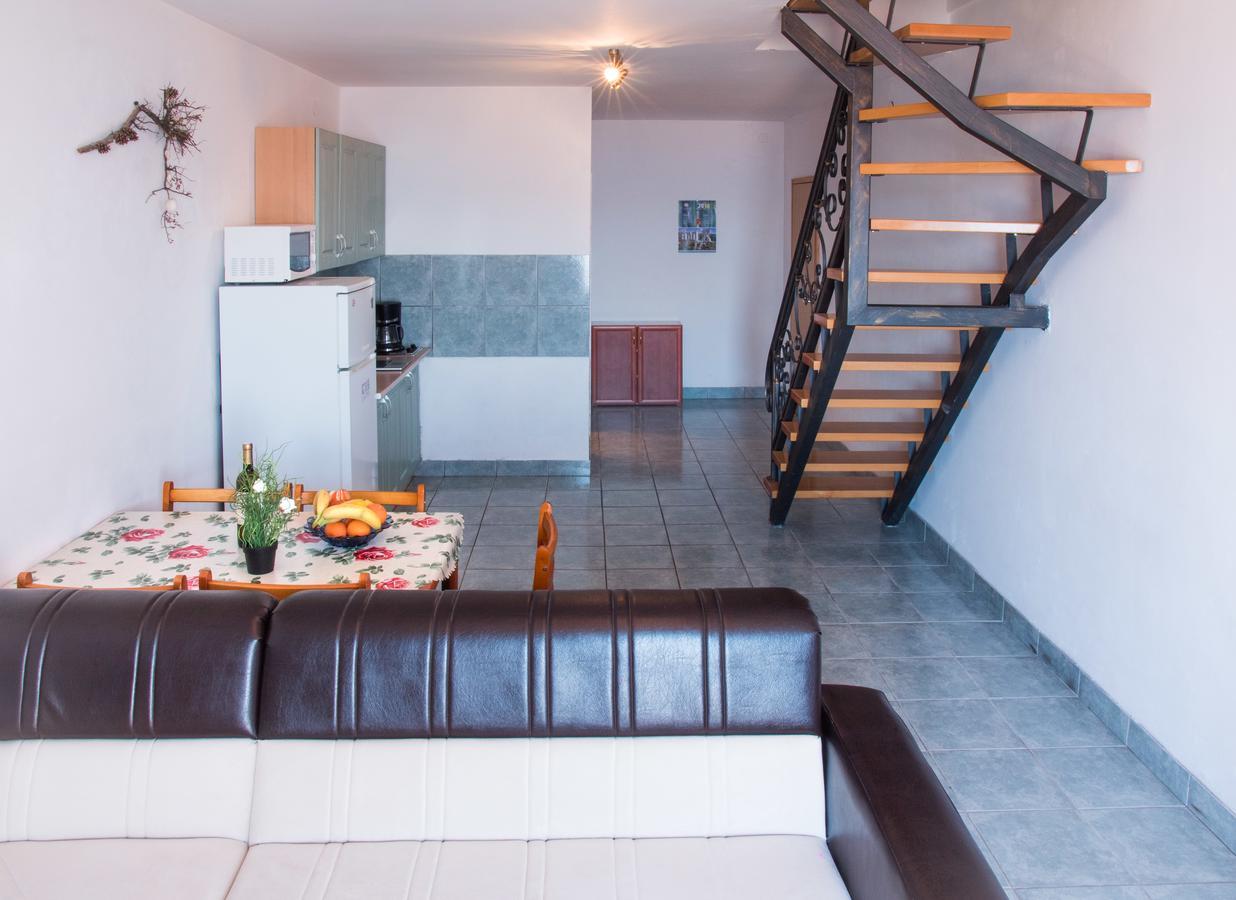 Apartment Stana Novi Vinodolski Esterno foto